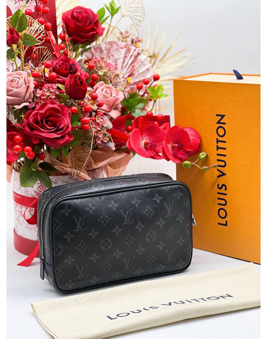LOUIS VUITTON MONOGRAM ECLIPSE GM TOILET POUCH